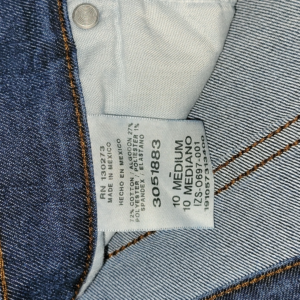 Relaxed Fit Straight Leg Jeans - Picture 4 of 5